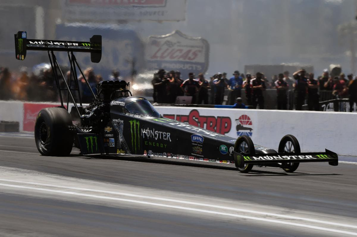 NHRA AT EPPING: Team Chevy Race Advance