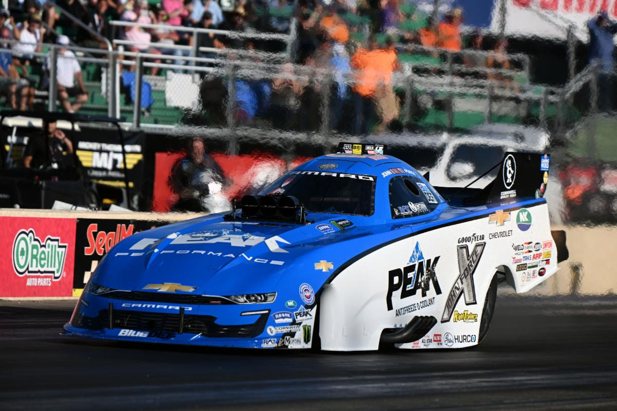 ROBERT HIGHT AND CORNWELL TOOLS HOPE TO CLOSE BANDIMERE RACEWAY WITH  CONSECUTIVE VICTORIES - John Force Racing