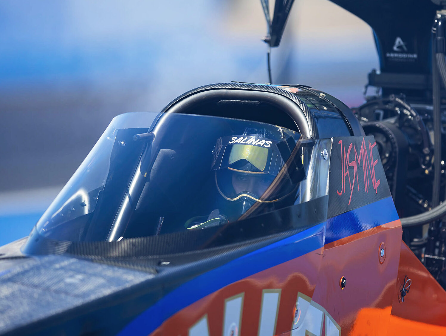Jasmine Salinas Obtains NHRA Top Fuel License; Ready for 2024 Season Debut