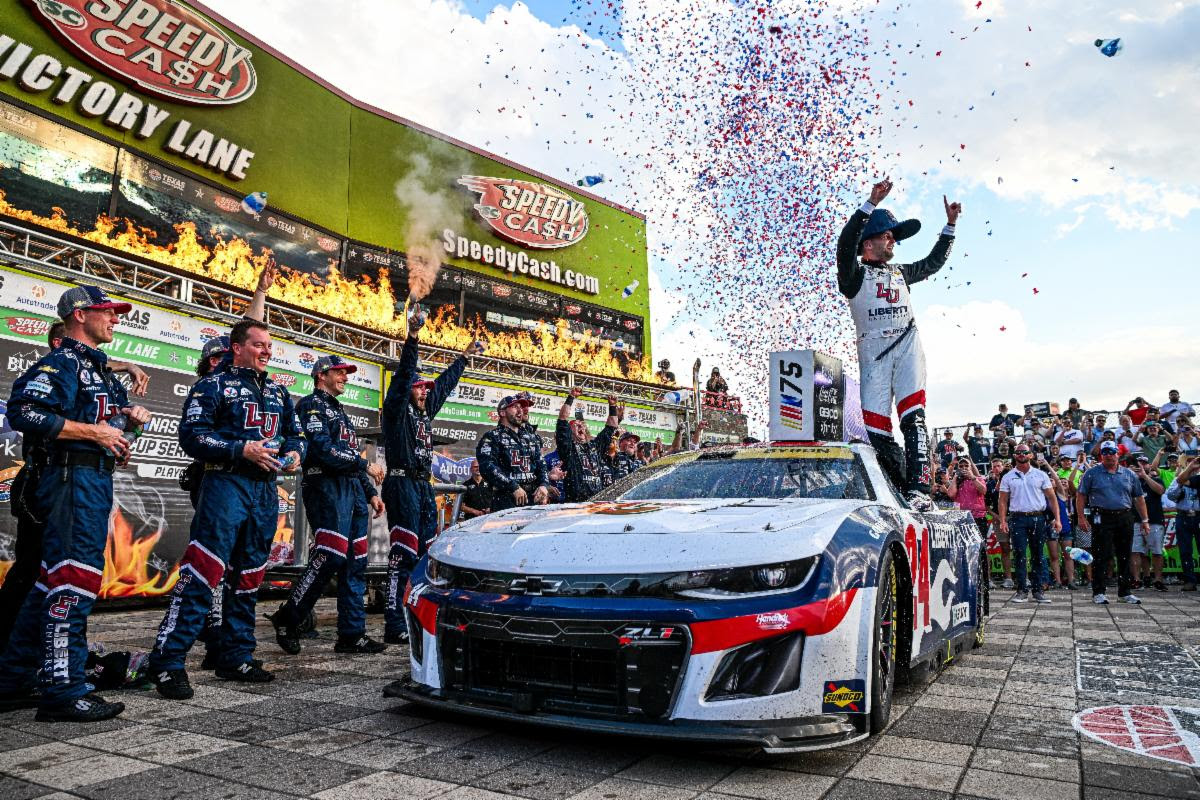 CHEVROLET NCS: Byron Takes Hendrick Motorsports to 300 All-Time NASCAR Cup Series Wins at Texas Motor Speedway