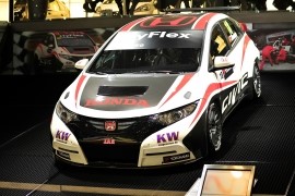 Elevating Your Car for an Auto Show Spectacle