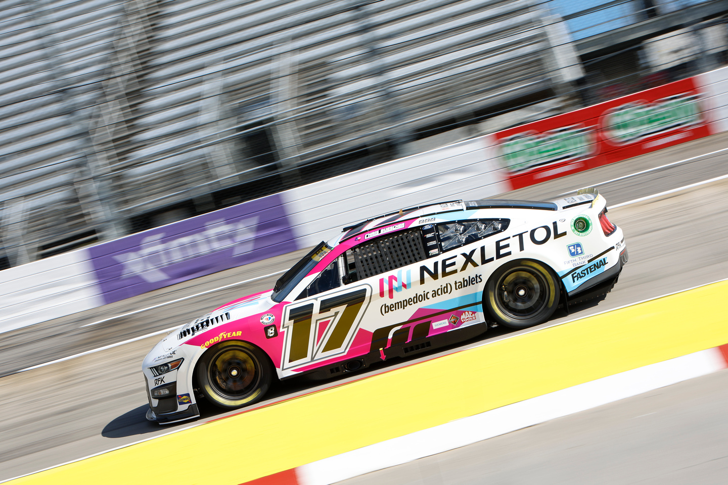 Buescher Caps Playoff Run with Top-10 at Martinsville