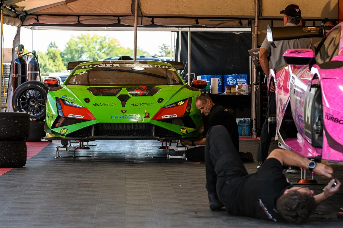 Flying Lizard Motorsports Makes Grand Entrance in Italy for Lamborghini Super Trofeo World Finals