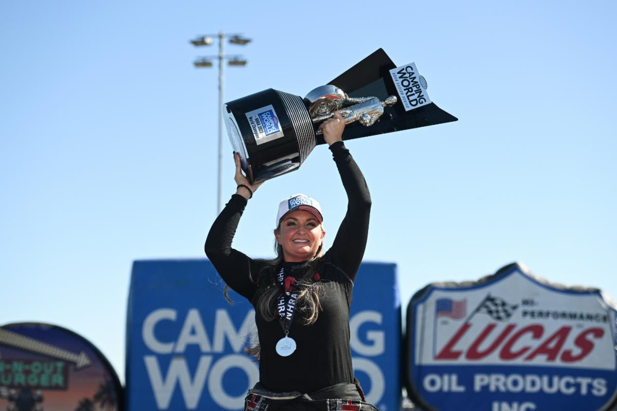 PRO STOCK’S ERICA ENDERS OVERCOMES SLOW START TO CONTINUE DOMINANT RUN, EARN SIXTH TITLE