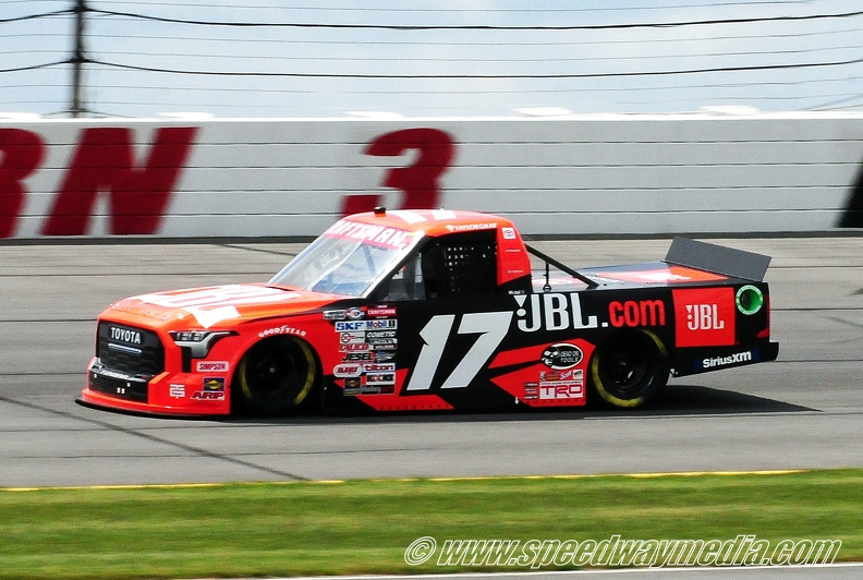 Taylor Gray retained by TRICON Garage for 2024 Truck Series season