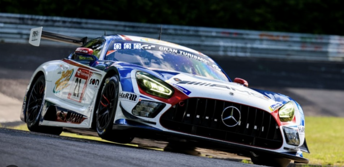 Darren Law Returns to Driver’s Seat for Hankook 24H Dubai with CP Racing