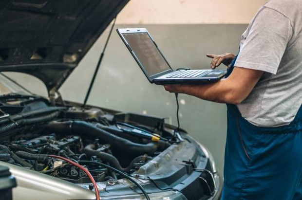 Step-by-Step Guide to Conducting a Digital Vehicle Inspection