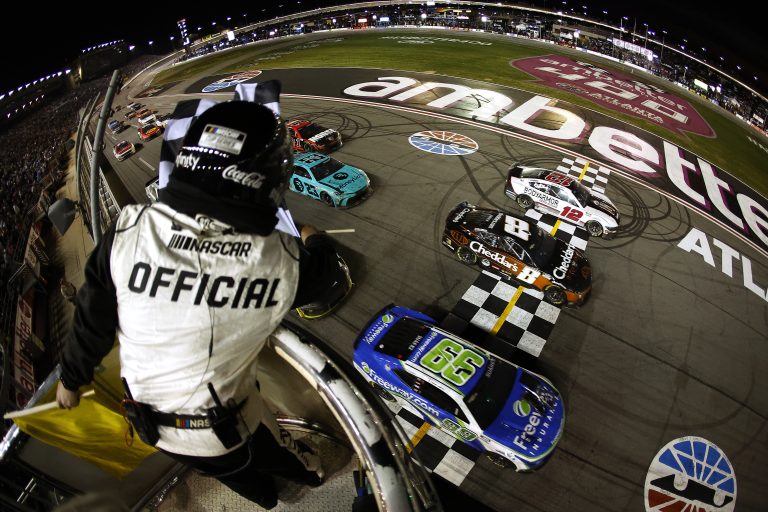 Daniel Suárez wins Atlanta NASCAR Cup race in fantastic three-wide finish