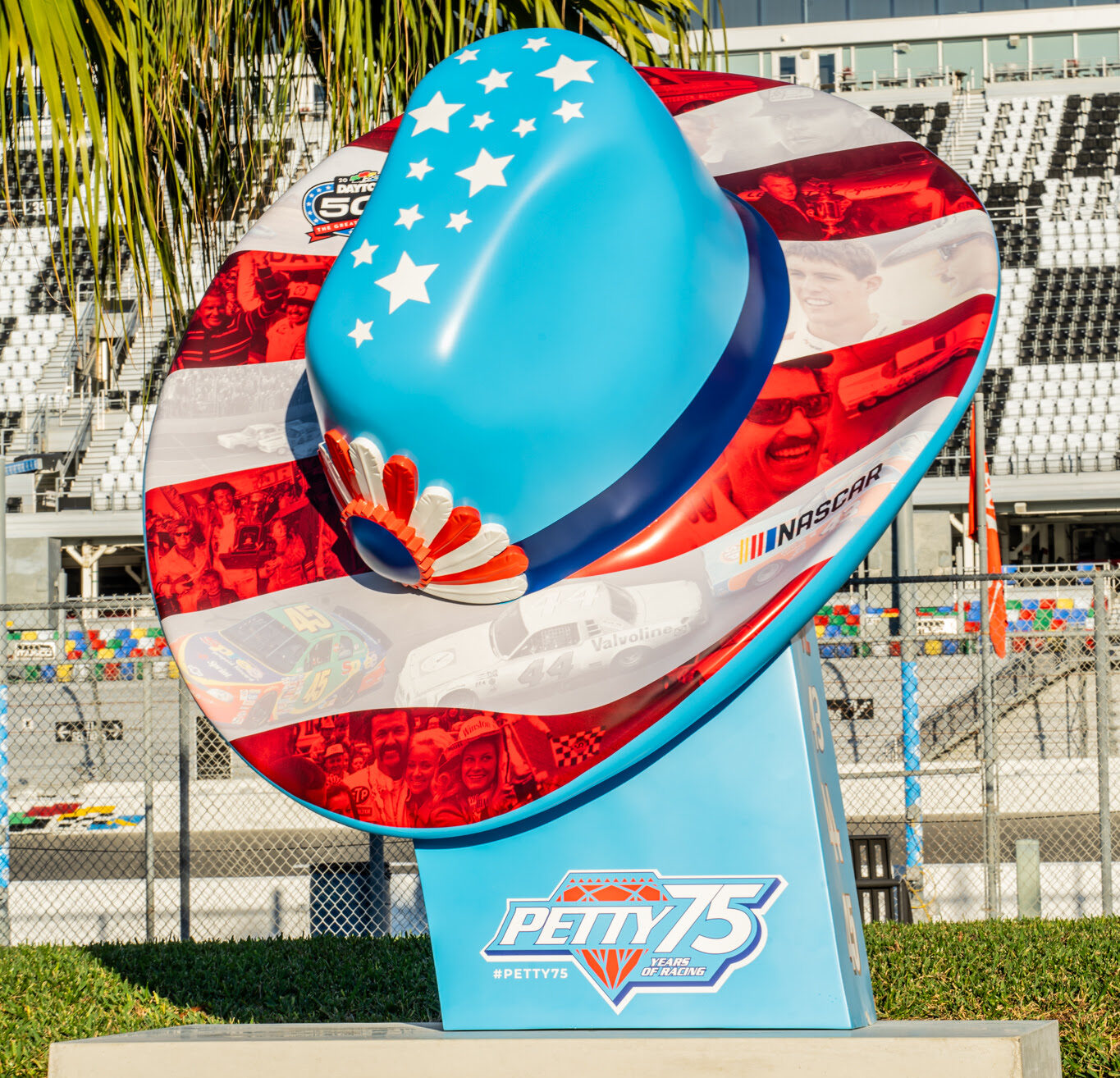 “The King’s Hat”: NASCAR Industry Pays Tribute to the Petty Family’s 75 Years in Racing