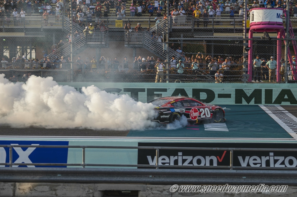 Motorsport Photography: Elevating Through Effective Framing and Photo Editing