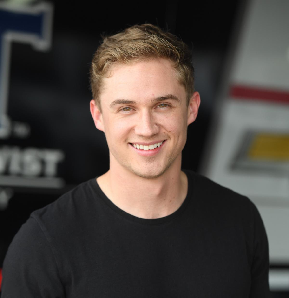 TOP FUEL DRIVER AND REALITY TV STAR JORDAN VANDERGRIFF SET TO JOIN NHRA ON FOX TEAM