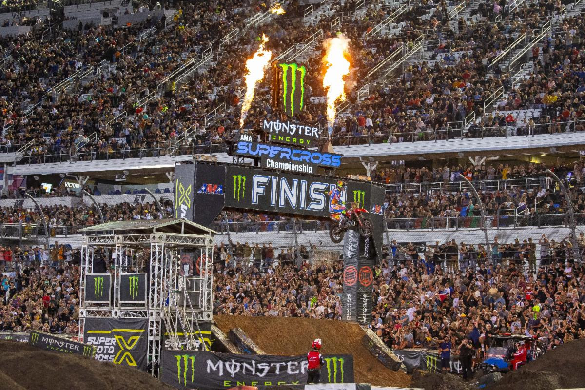 Jett Lawrence Wins Daytona Supercross and Extends Points Lead