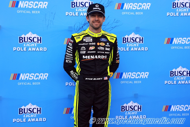 Ryan Blaney scores Busch Light Pole at Bristol