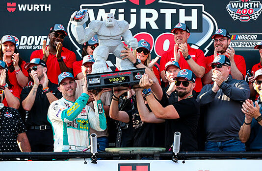 Hamlin holds off Larson in the Würth 400 NASCAR Cup Series race for second Monster Mile win