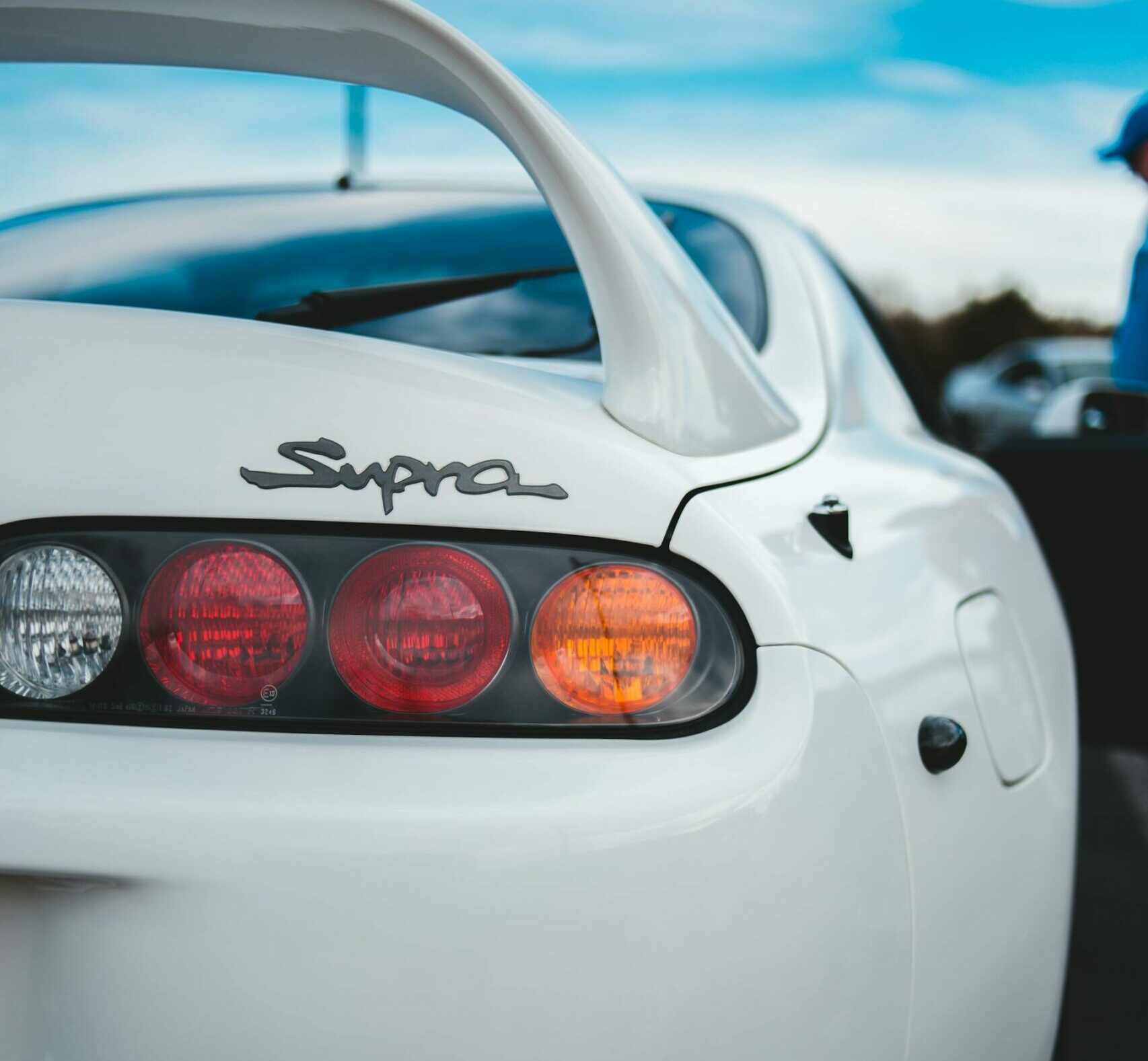 Essential Tips for Choosing the Right Used Car at a Dealership