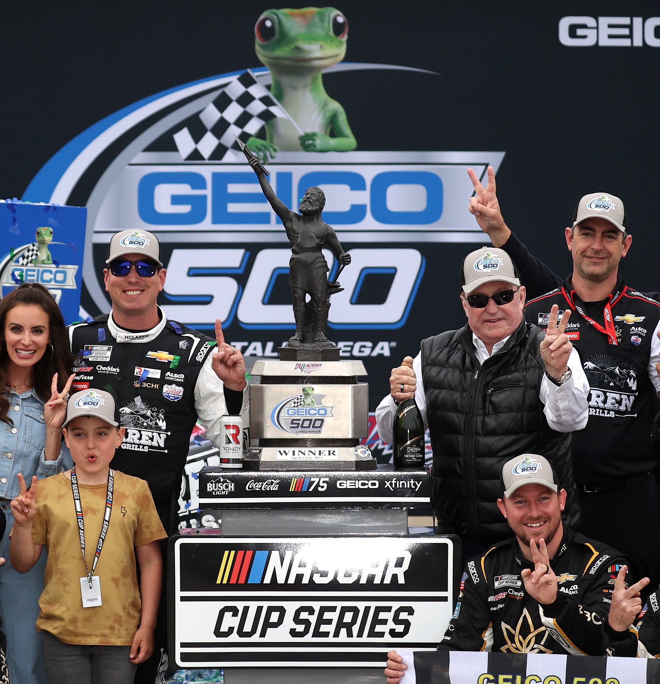 Randall Burnett to call 200th Cup event as crew chief at Gateway