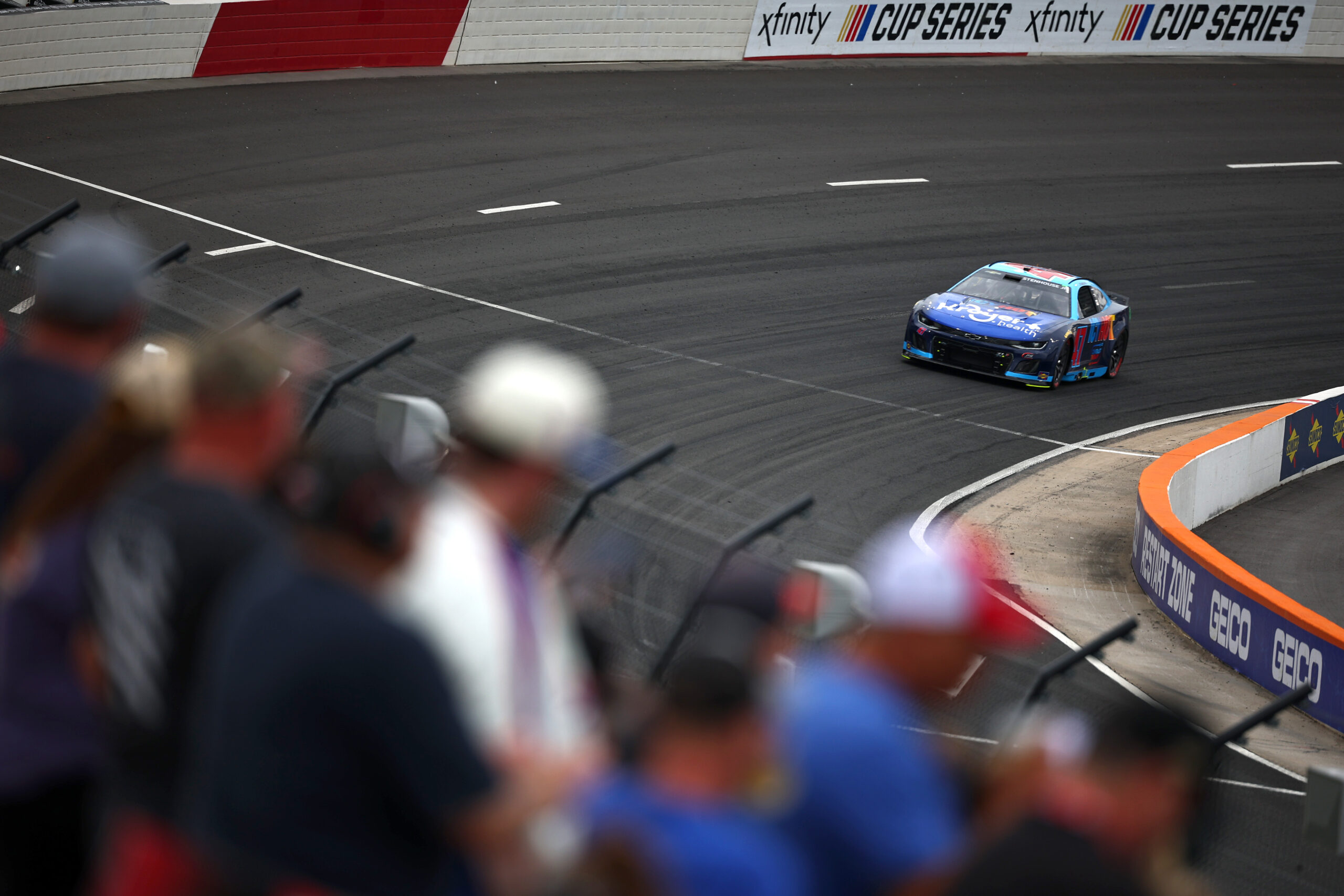 Ricky Stenhouse Jr. fined, 2 crew members suspended after All-Star Race altercation