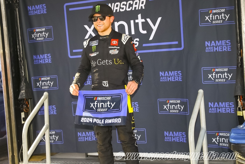 Ty Gibbs collects the Xfinity Series pole at Charlotte