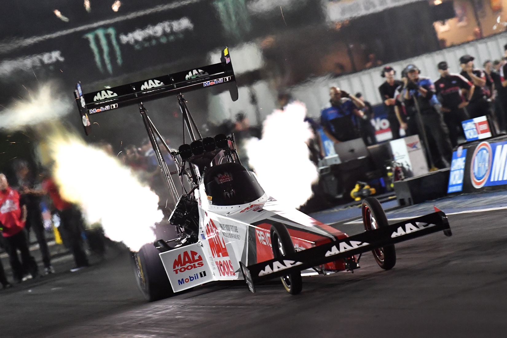 NHRA MIDWEST NATIONALS IN ST. LOUIS TO FEATURE FOUR QUALIFYING SESSIONS AT KEY COUNTDOWN RACE