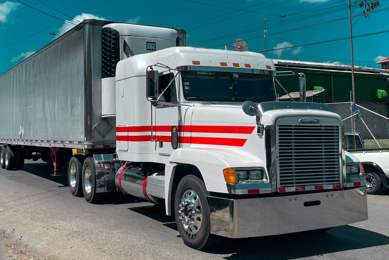 Choosing the Best Trucking Companies in Miami