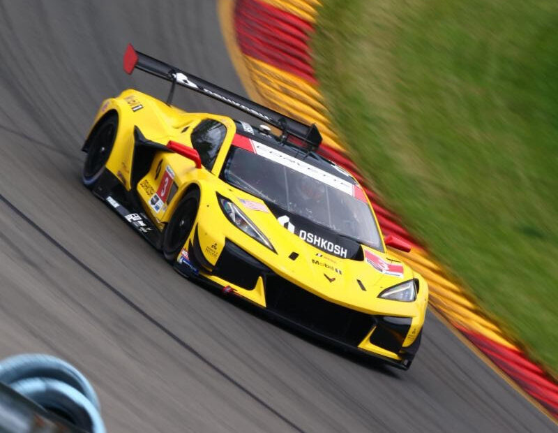 CORVETTE RACING AT THE GLEN: Sims Grabs Front-Row Start