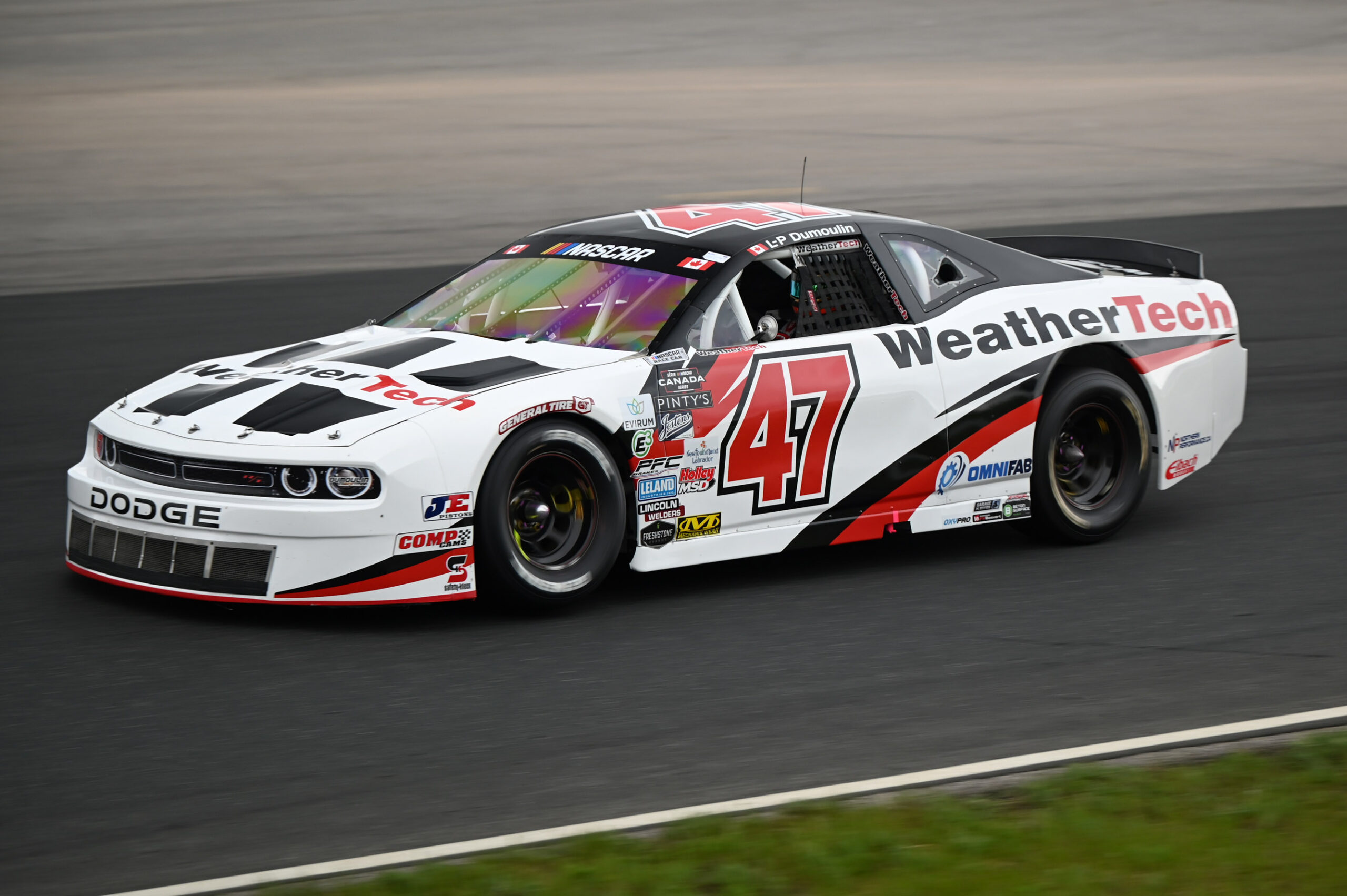 A third Victory in NASCAR Canada at the Grand Prix of Trois-Rivières: The Target of Louis-Philippe Dumoulin