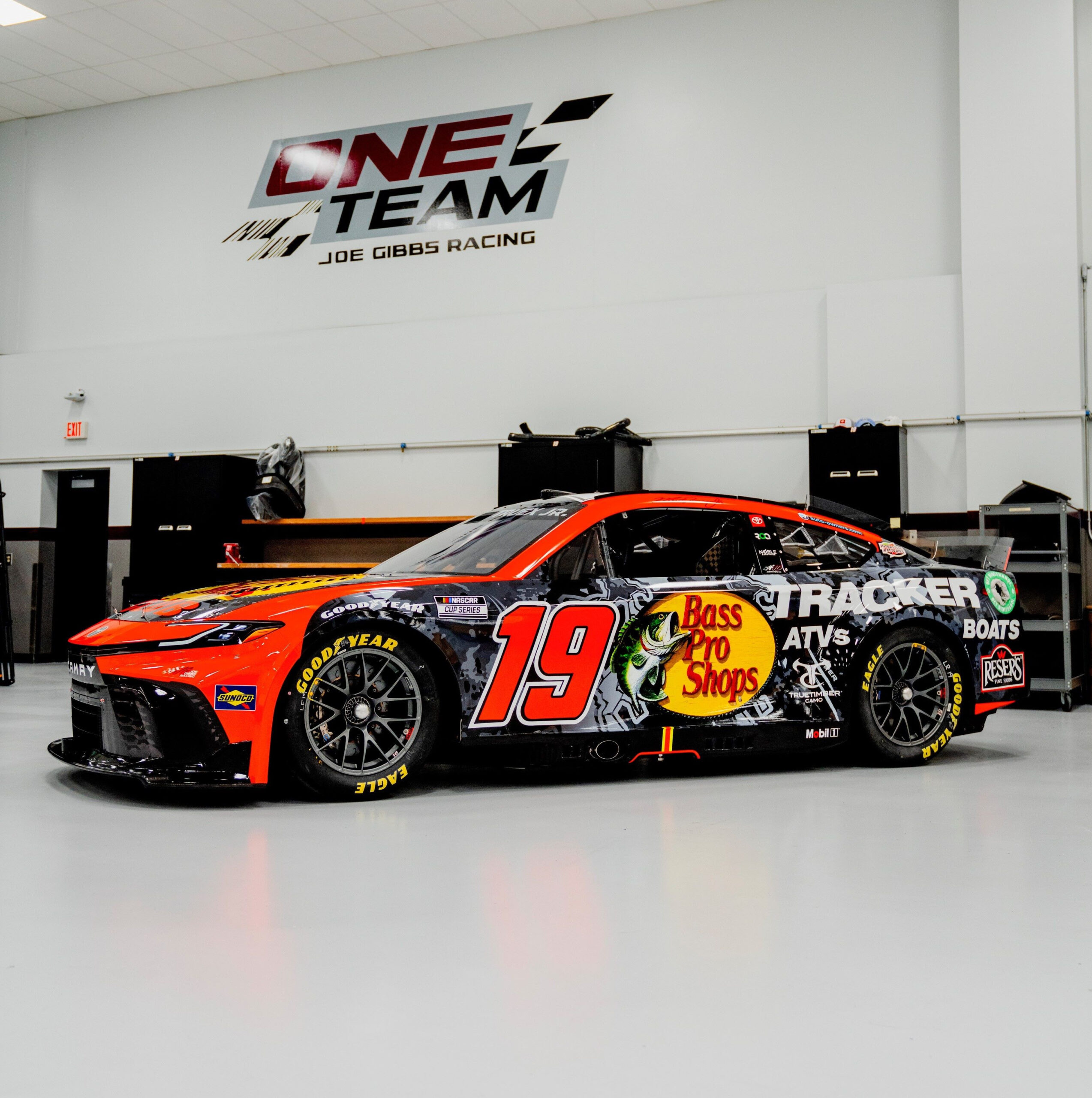 Bass Pro Shops Racing: Martin Truex Jr. Richmond Advance