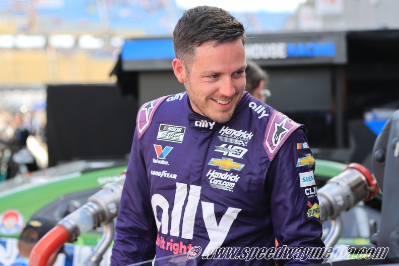 Bowman locks up Busch Light Pole Award for Bristol Night Race