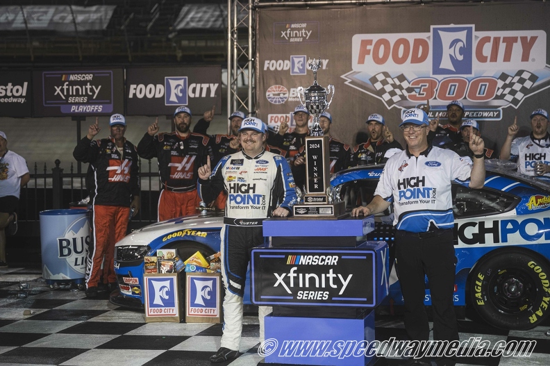 Custer rallies to win regular-season finale at Bristol, claim 2024 ...