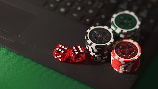 What are the Unique Strategies for Playing Online Casino?
