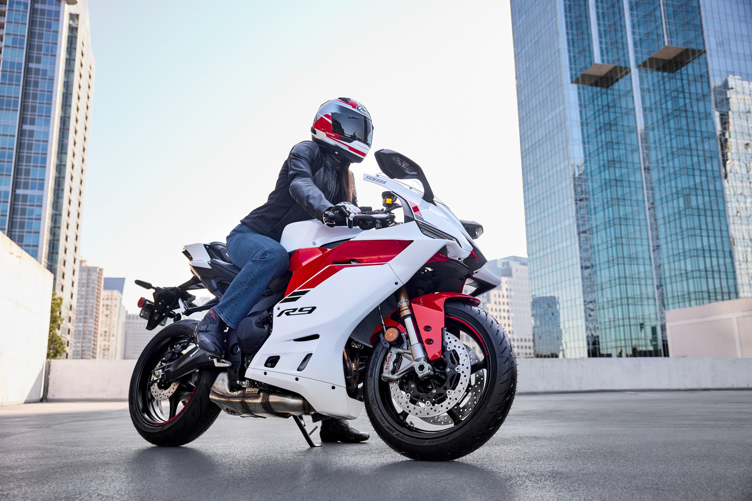 YZF-R9 Intensity White/Redline