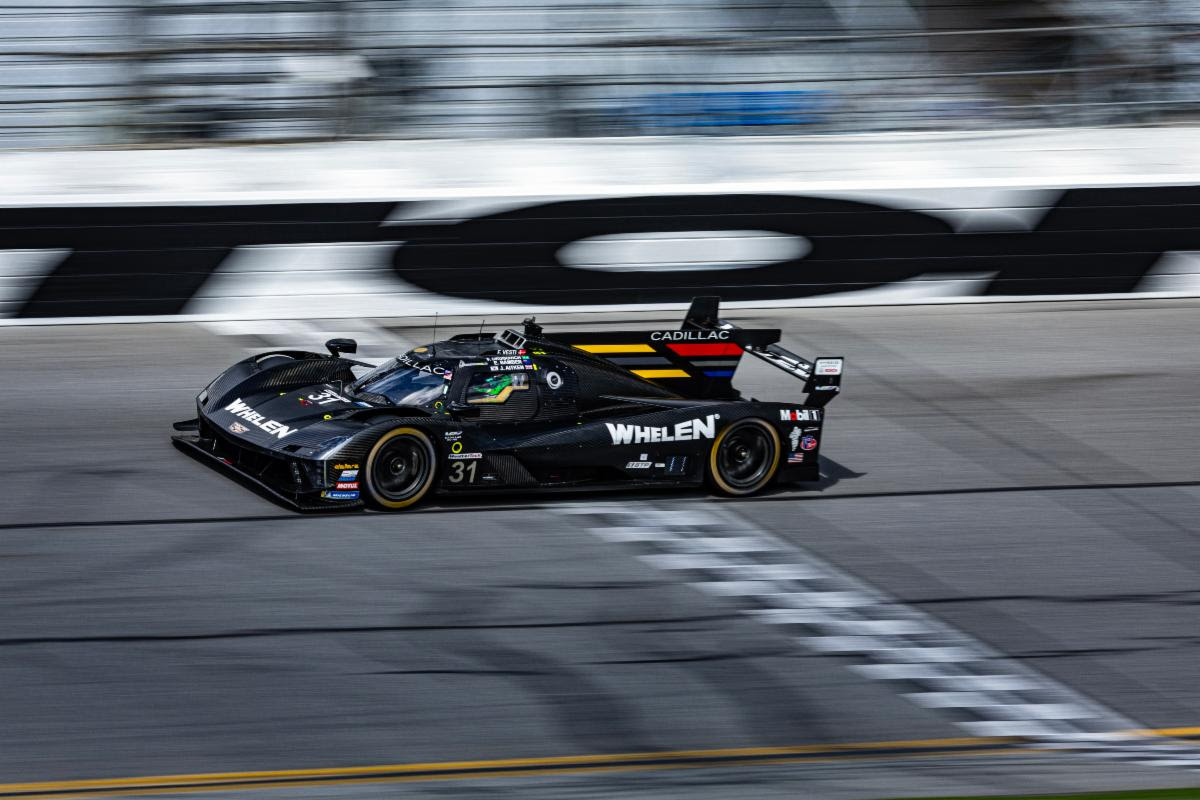 Teams get head start on 2025 IMSA season
