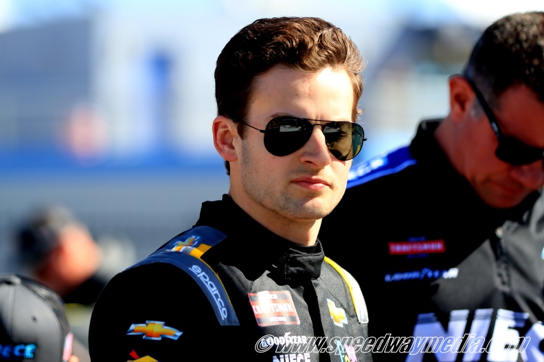 Connor Mosack inks full-time Truck ride with McAnally-Hilgemann Racing for 2025 season