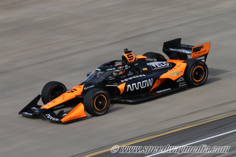 Arrow McLaren promotes Tony Kanaan to team principal; Kevin Thimjon named team president for 2025 IndyCar season