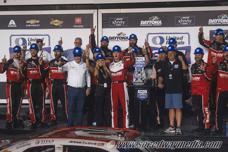 Jesse Love motors to thrilling Xfinity opener victory at Daytona