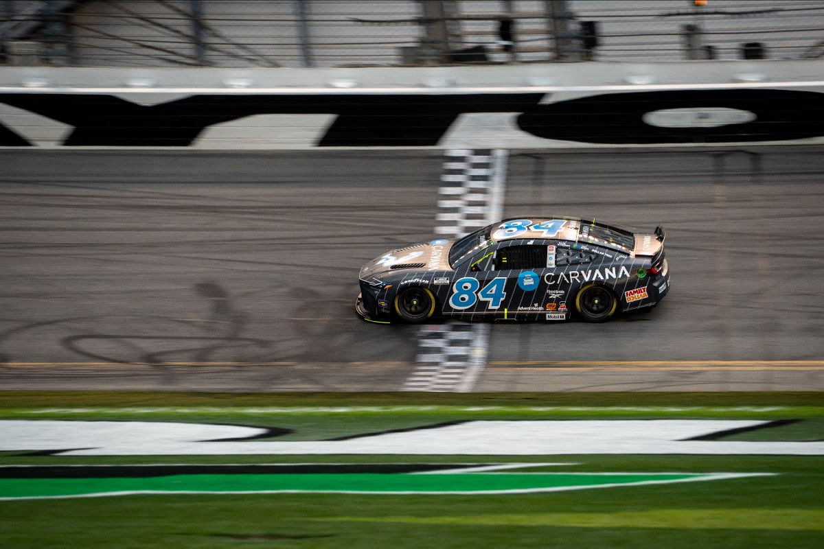 LEGACY MOTOR CLUB: DAYTONA 500 RACE RECAP