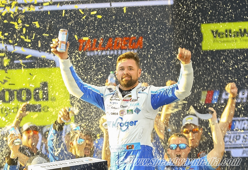 Ricky Stenhouse Jr. to make 14th Daytona 500 start in 2025