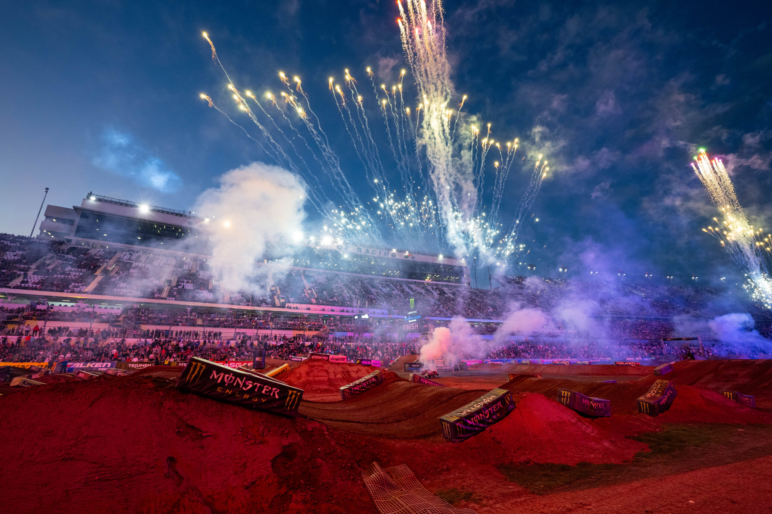 Ken Roczen Conquers Daytona Supercross