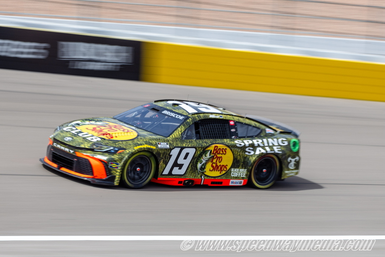 NASCAR Las Vegas penalty report; Two Cup Teams penalized