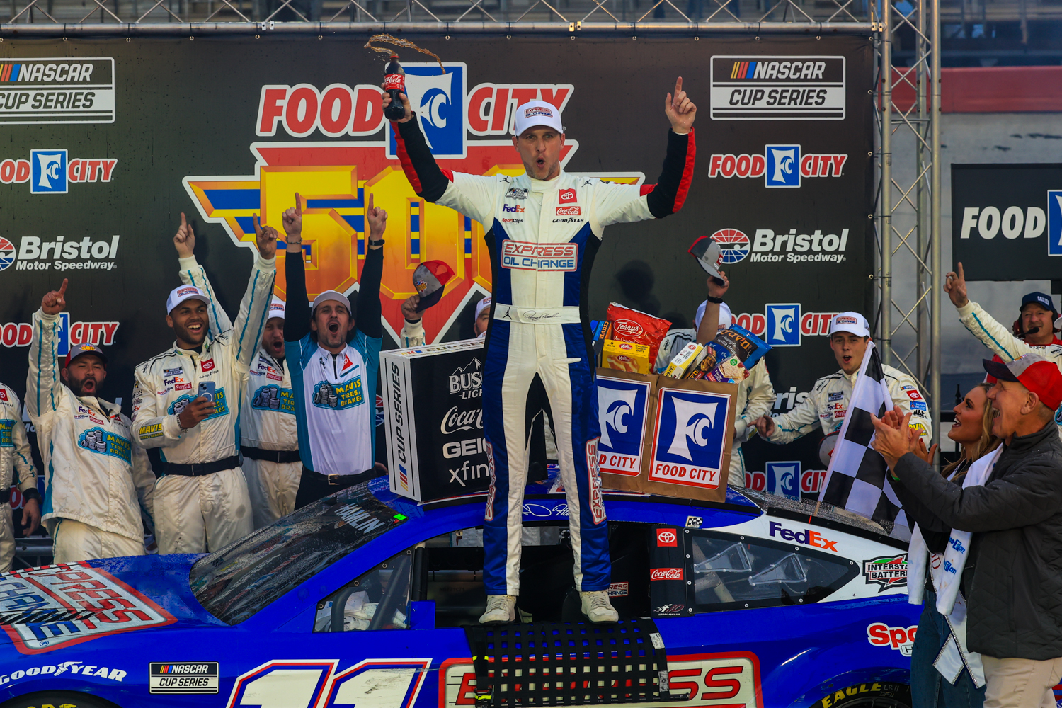 The Food City 500 at Bristol Motor Speedway Outlook