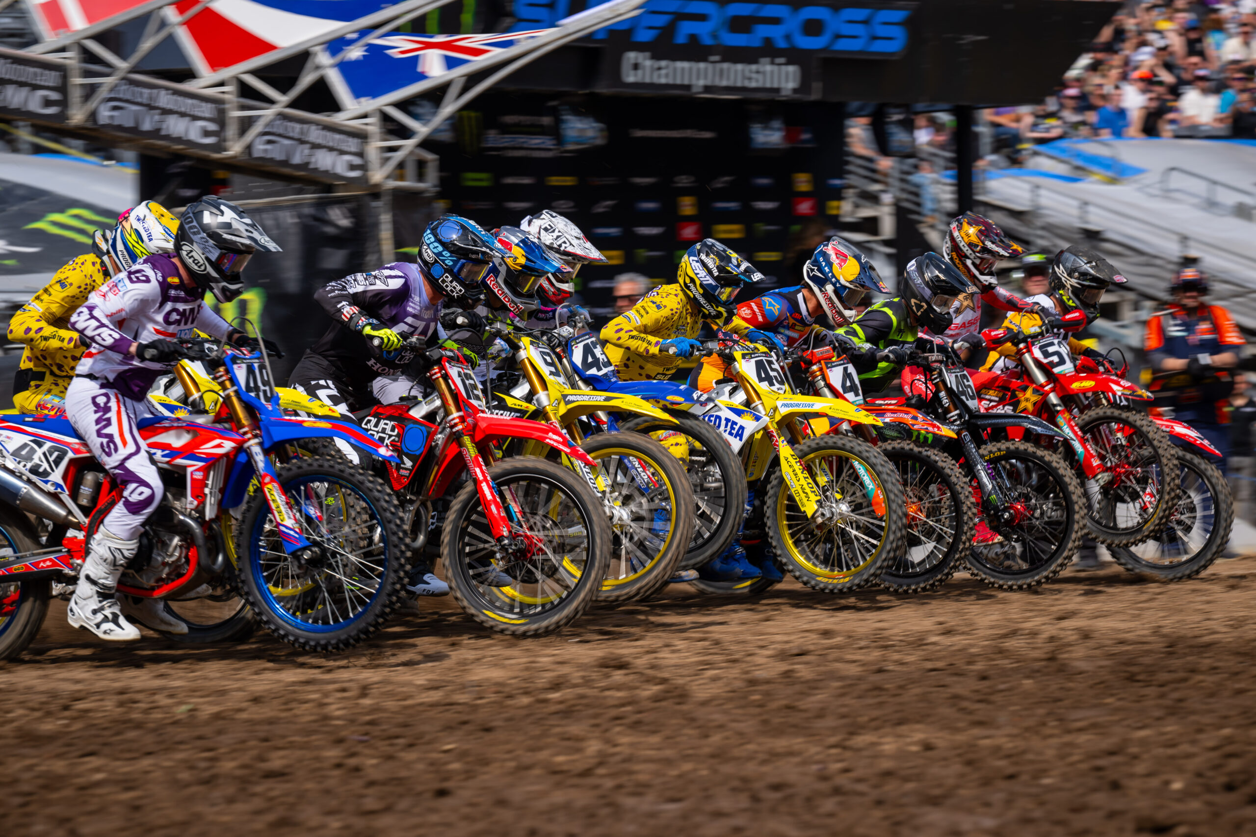 Chase Sexton Takes Giant Win at East Rutherford Supercross