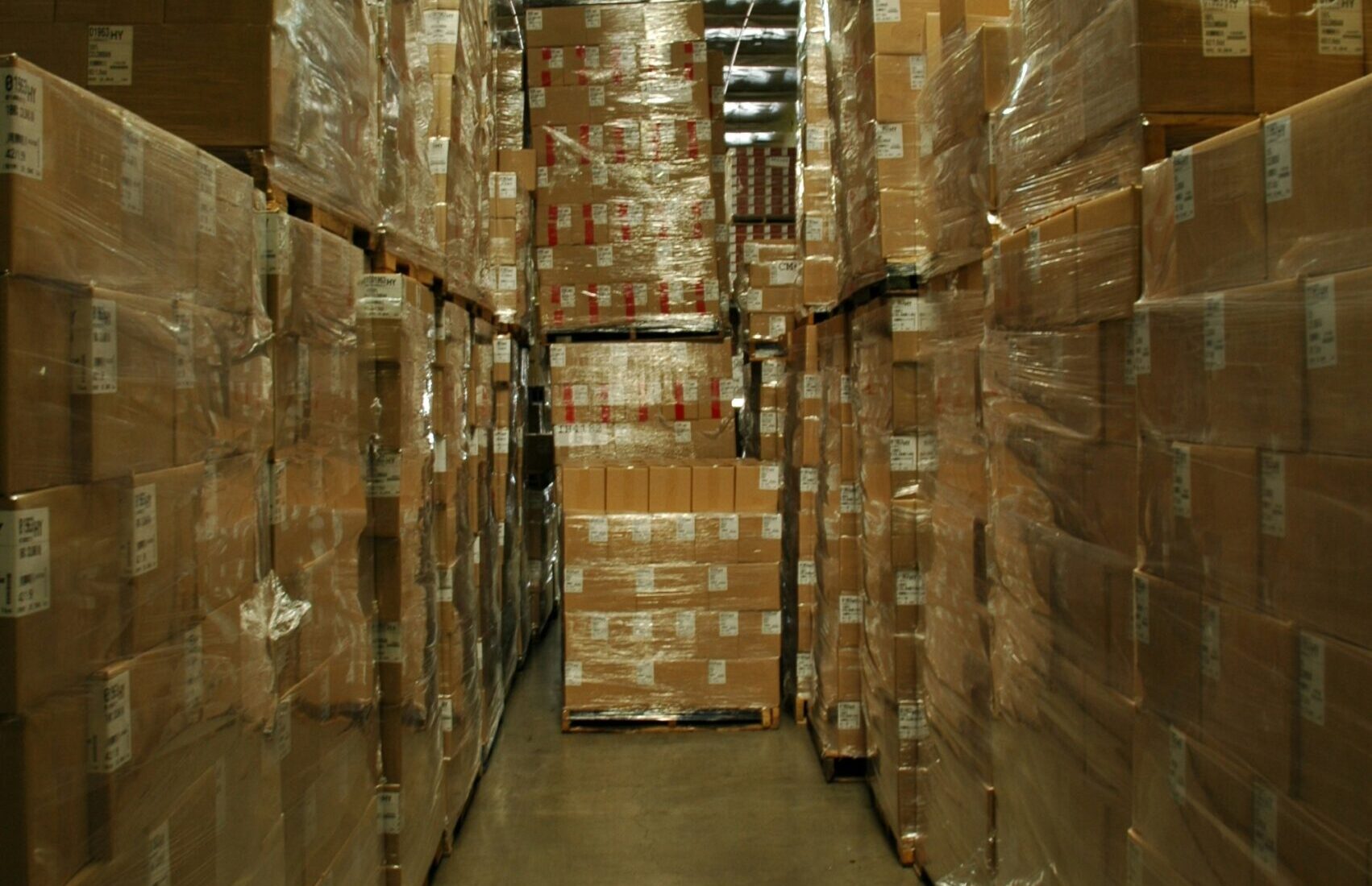 How Businesses Benefit from Secure Storage Services