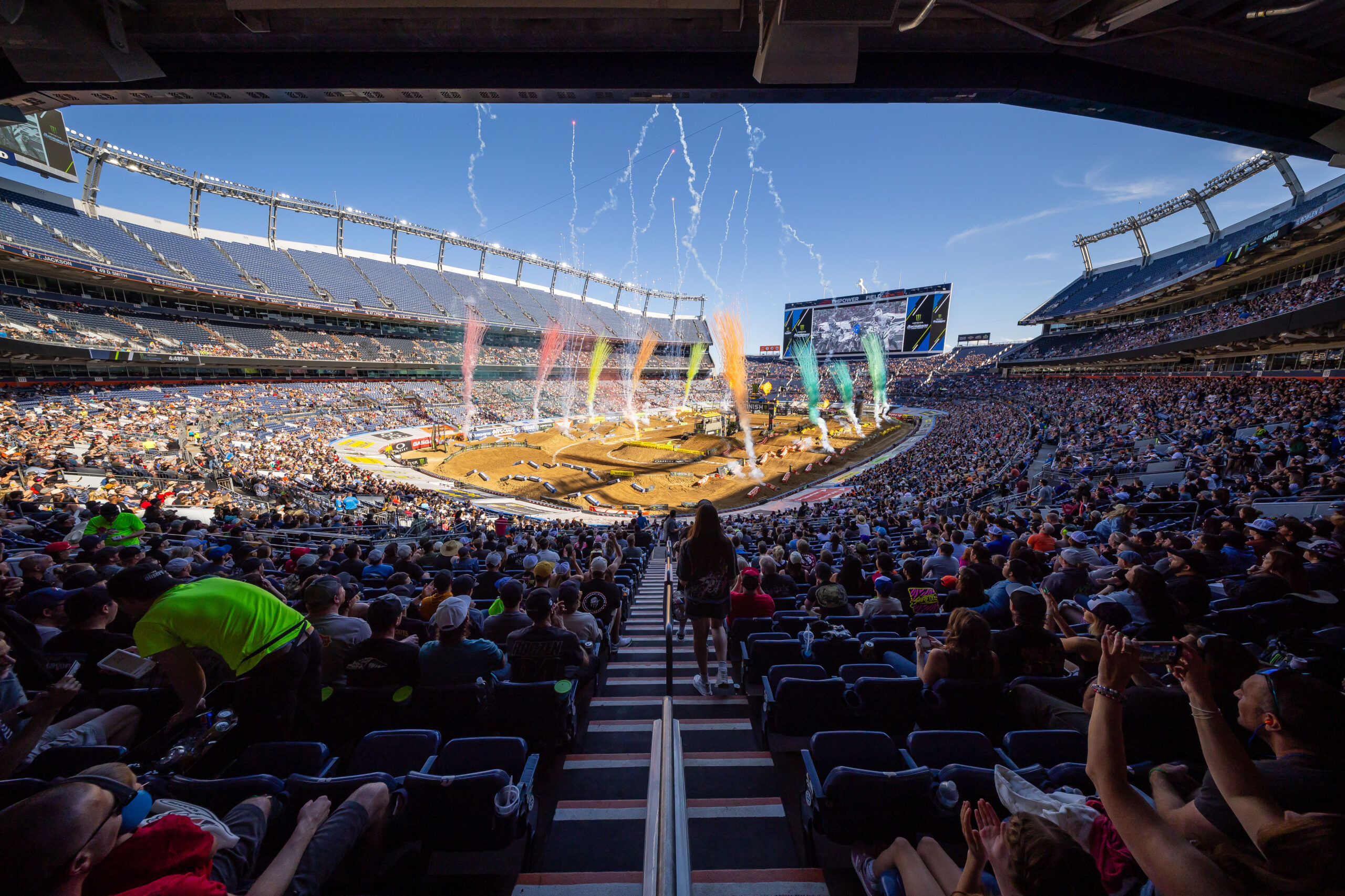 Sexton Delivers at Denver Supercross