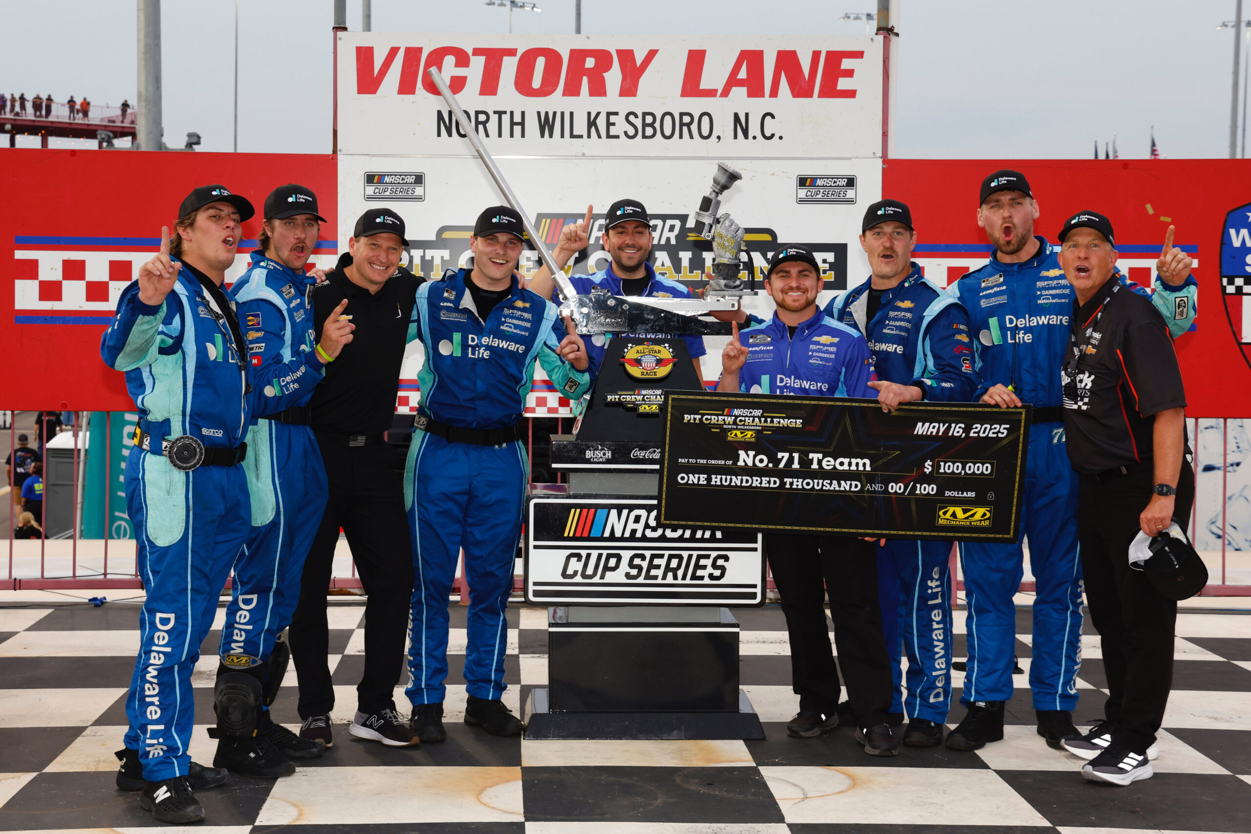 McDowell’s Crew Pockets $100,000 Prize,Claims Pit Crew Challenge Presented By Mechanix Wear