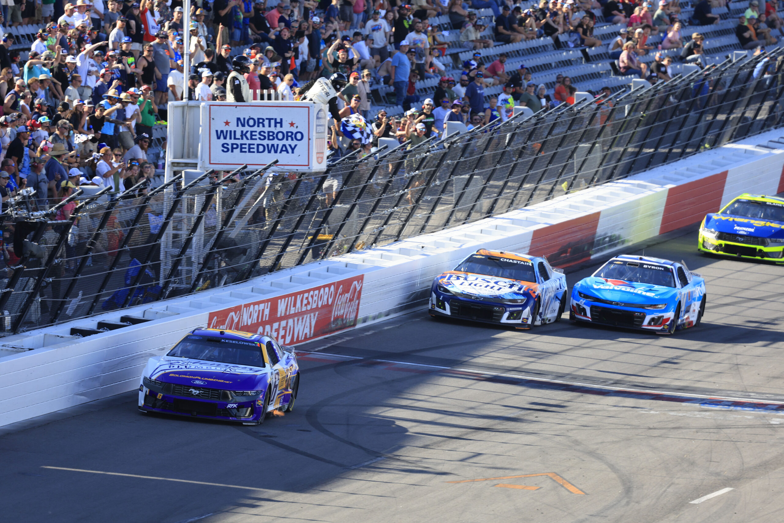 ‘Bad Brad,’ Bell Ring Up All-Star Heat Race Victories