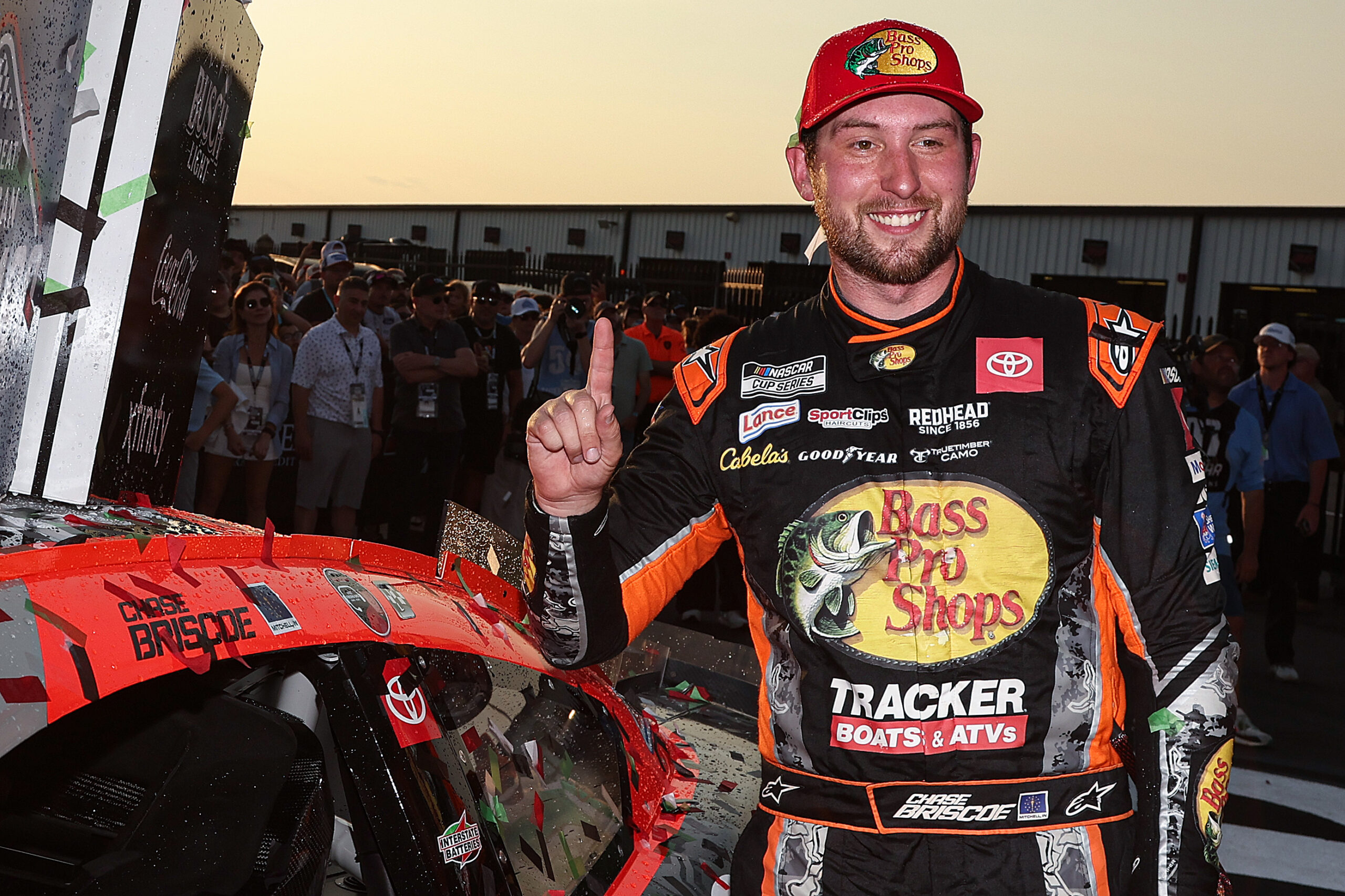 Chase Briscoe perseveres for thrilling fuel-mileage Cup victory at Pocono