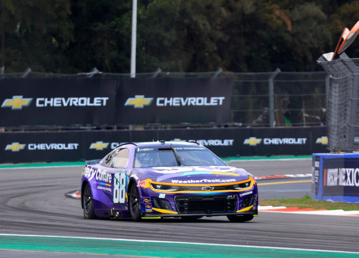 CHEVROLET NCS: Shane van Gisbergen Puts Chevrolet on the Pole in Mexico City