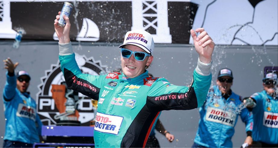 Zilisch holds off van Gisbergen for Xfinity Series win at Sonoma