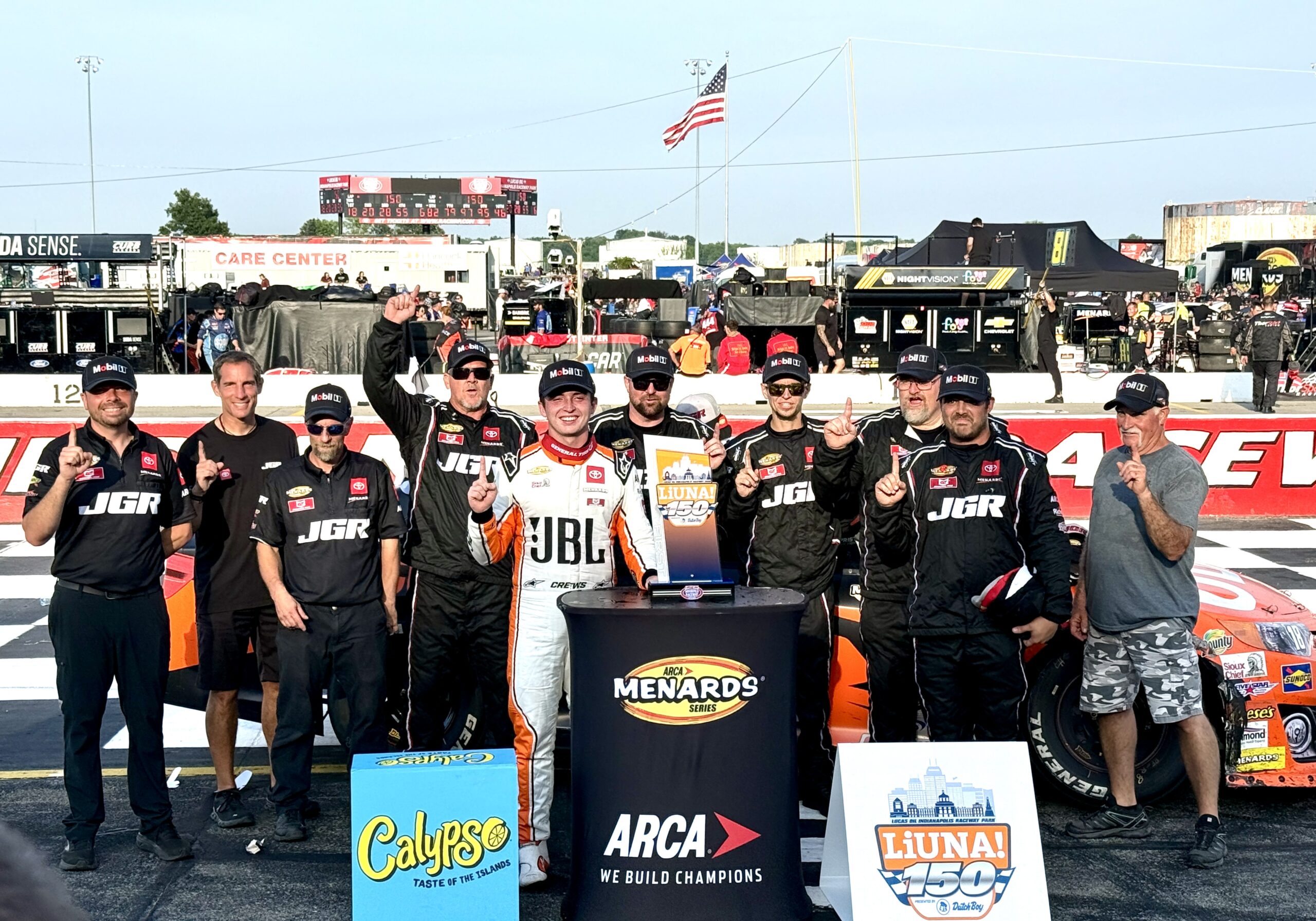 Brent Crews muscles to second ARCA victory of 2025 at Lucas Oil IRP