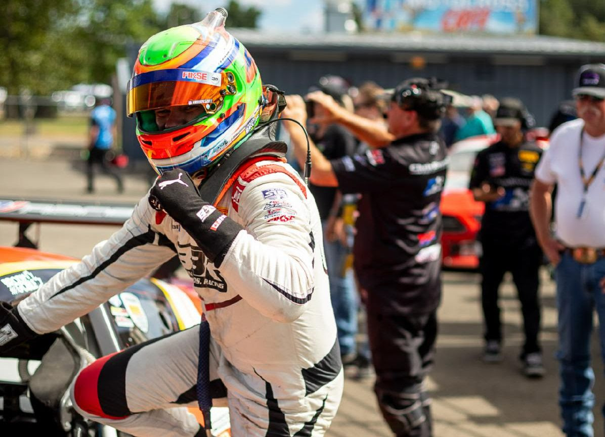 Brody Goble and Ken Sutherland Dominate in Caution-Free Race 1 at Portland